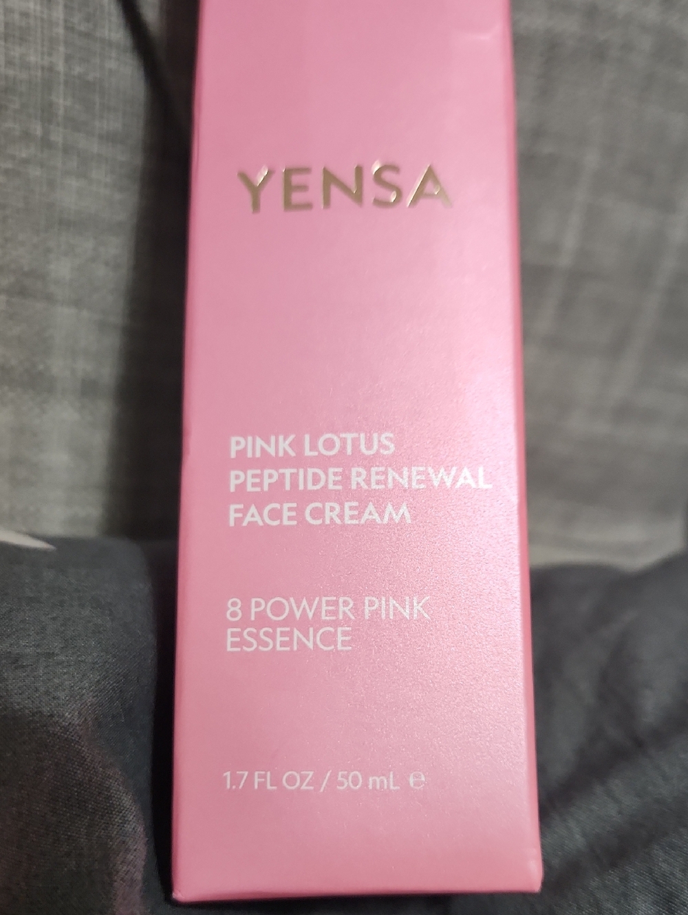 Yensa Beauty Pink Lotus Peptide Renewal Face Cream - Picture 3 of 3